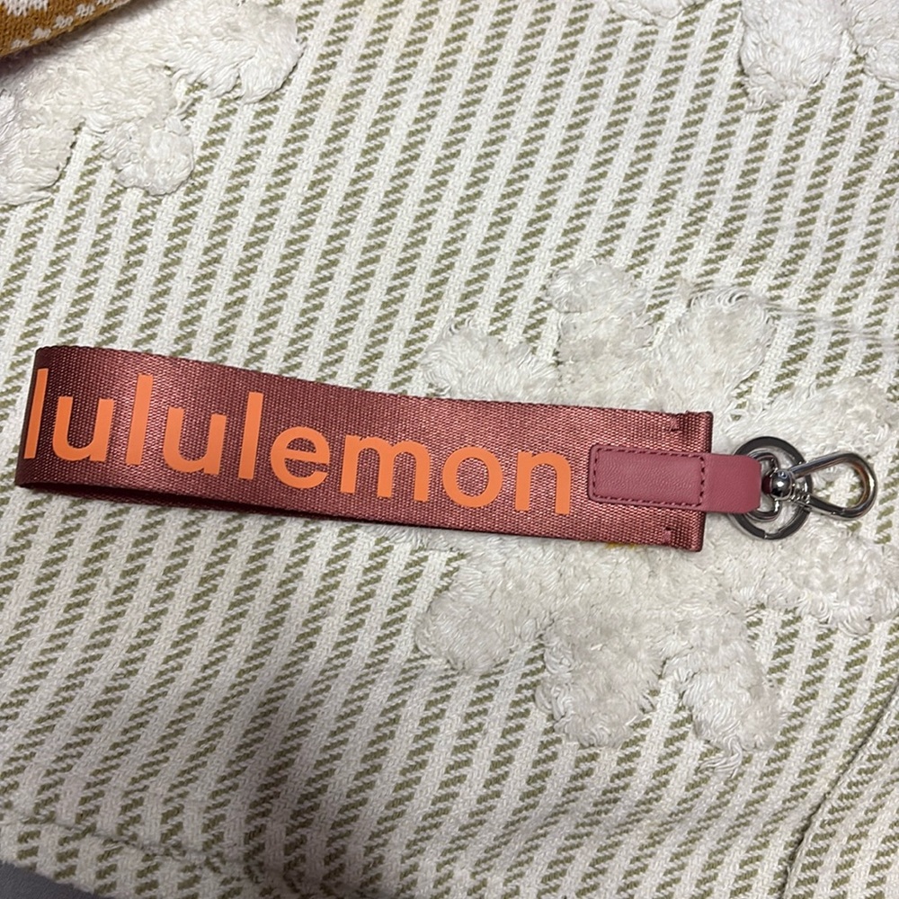 OG Lululemon keychain (never lost keychain)